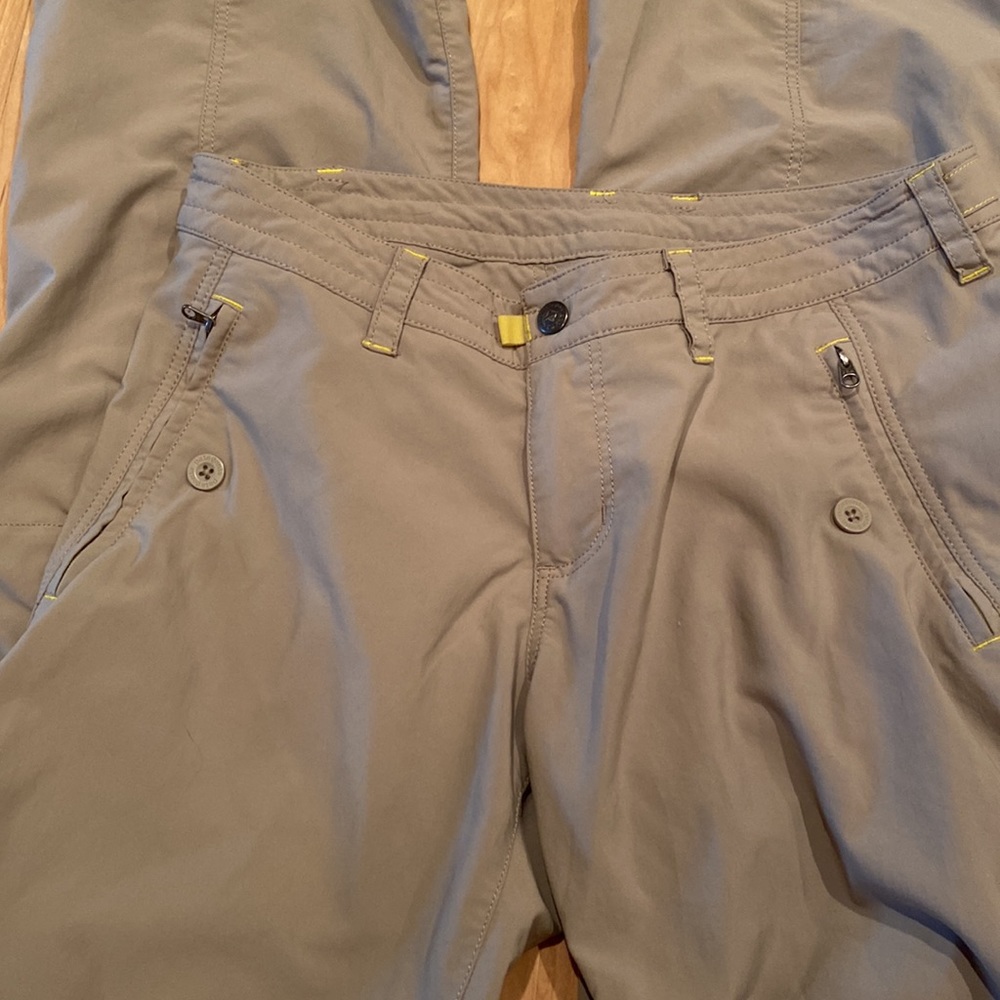 Patagonia Byway Hiking Stretch Pants with cargo pockets size 4